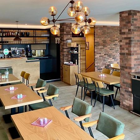 Hotel La Taverna Rosbach vor der Höhe Екстериор снимка